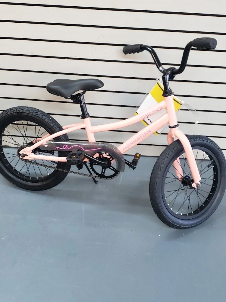 Manhattan 2022 Doodle - Image 2