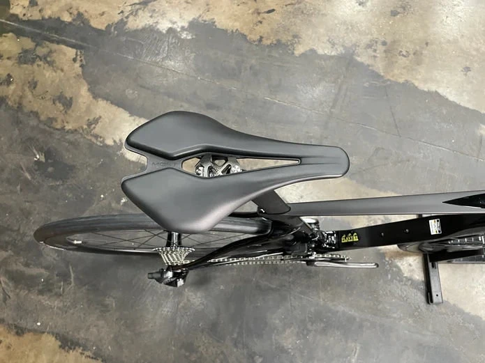 Pinarello Dogma F Disc SRAM Red ETap AXS 11 Speed Zipp 303S - 2023 - Image 6