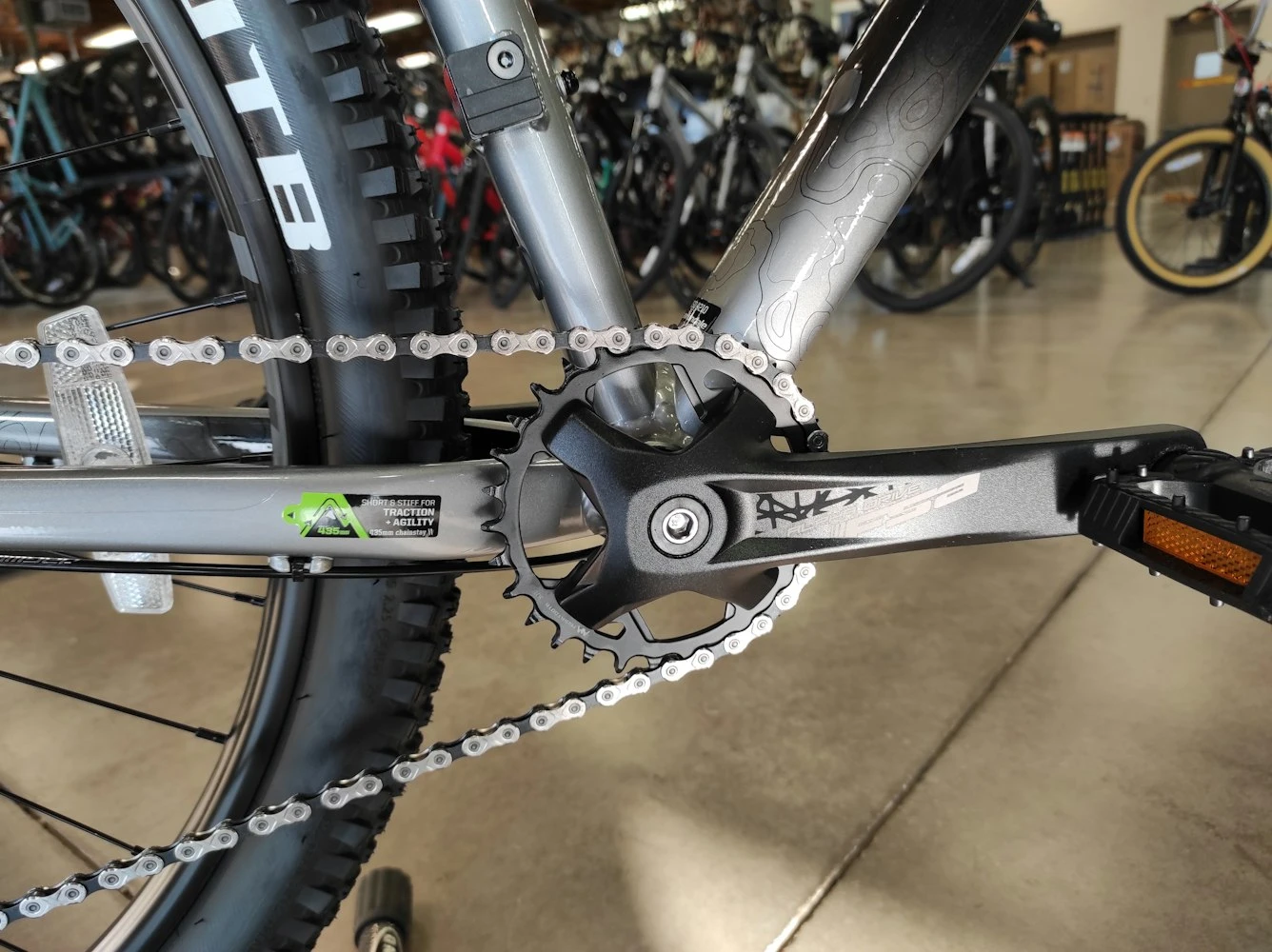 Cannondale Trail SE 4 Hardtail Mountain Bike: Shimano Deore 1x10 Speed Drivetrain, 120mm Lockout Front Suspension, Hydraulic Disc Brake - Image 3