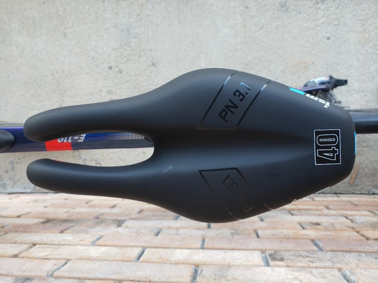 Argon 18 E-119 Tri+ SRAM F Orce AXS ETap 12-speed With Reynolds AR80 Carbon Wheelset - Image 4