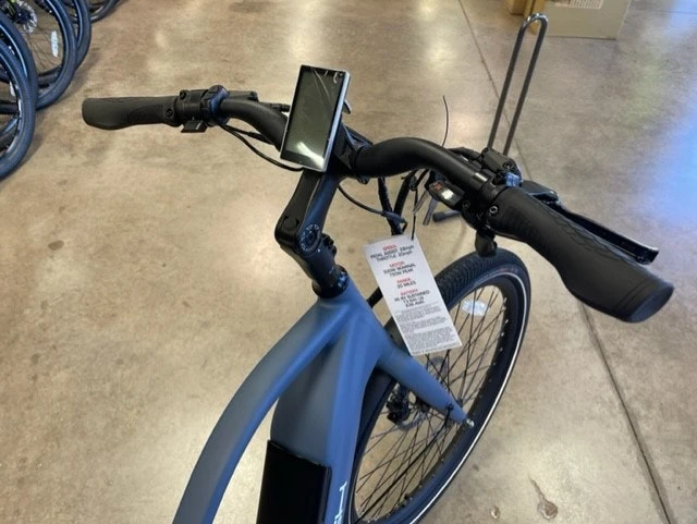 Serfas Dash E-Bike 500W Step Over Charcoal - Image 8