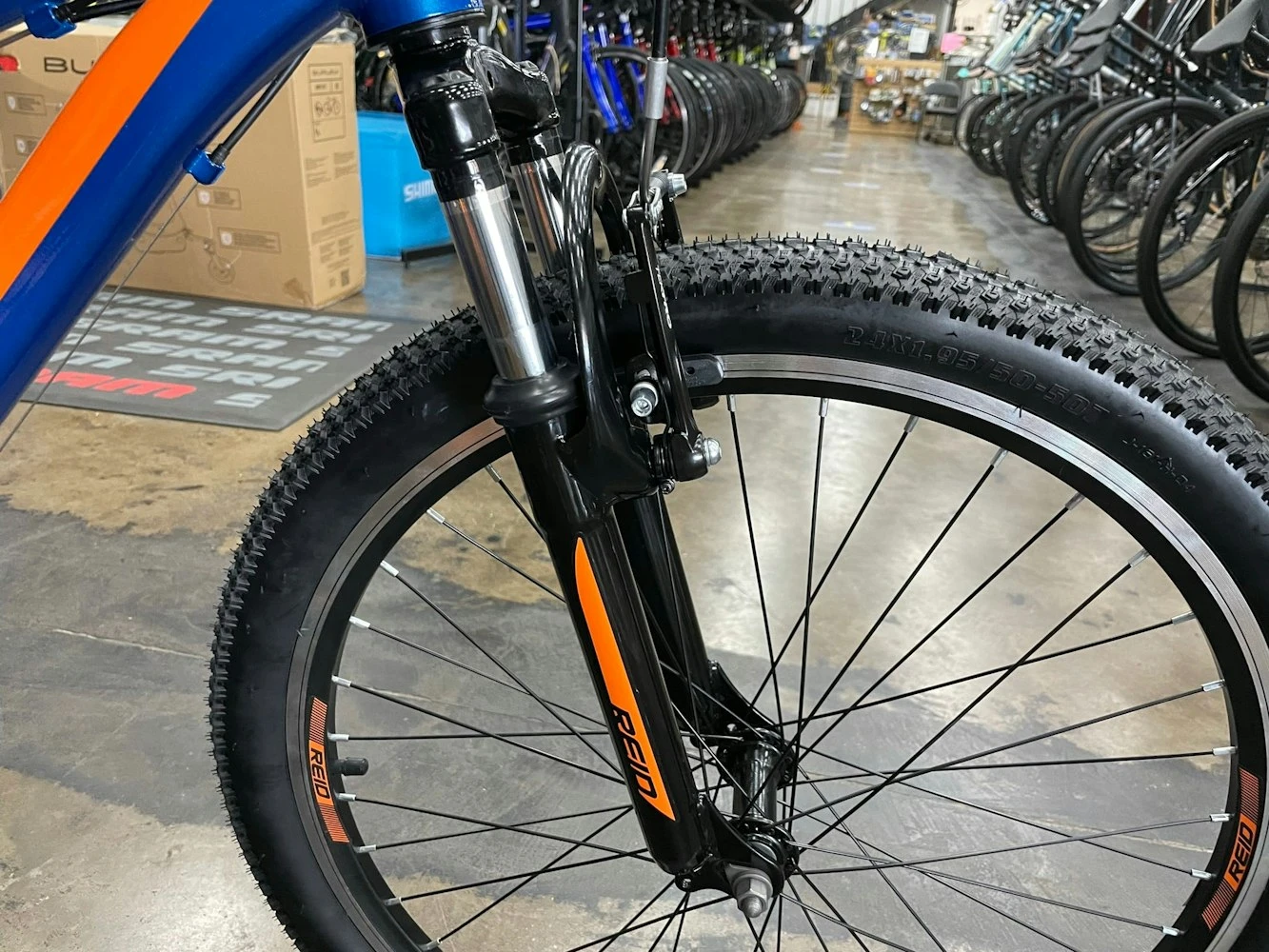 Reid Scout 24 Kids Mountain Bike - Blue/Orange 2021 - Image 9