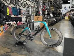 Fuji Norcom Straight 1.3 SRAM Force ETap AXS - Carbon Teal 2020