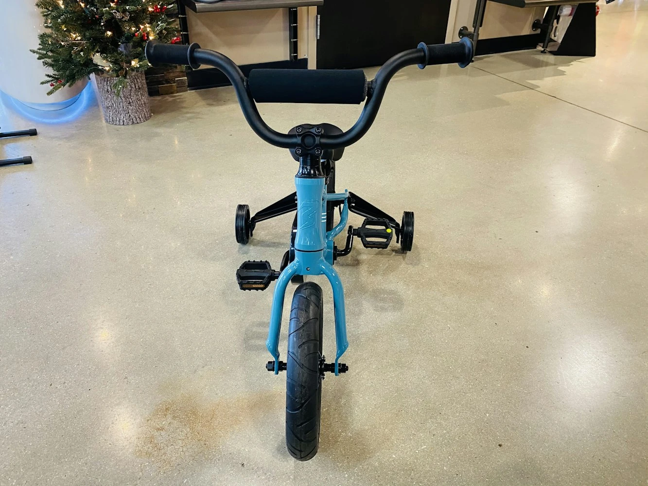 Batch Bicycles BATCH Kids Bike 12" Blue - Image 5