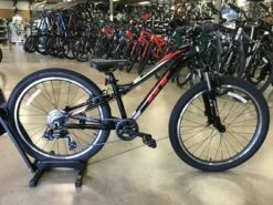 GT Stomper Prime 24" 2021