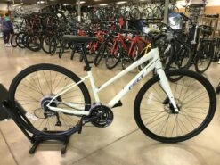 Felt Verza Speed 40 Mid-Step Shimano Altus - Glow Green 2022