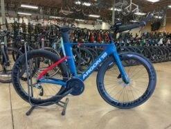 Argon 18 E-117 Tri Sram Force 22/ Reynolds AR58 - Blue/Red 2023