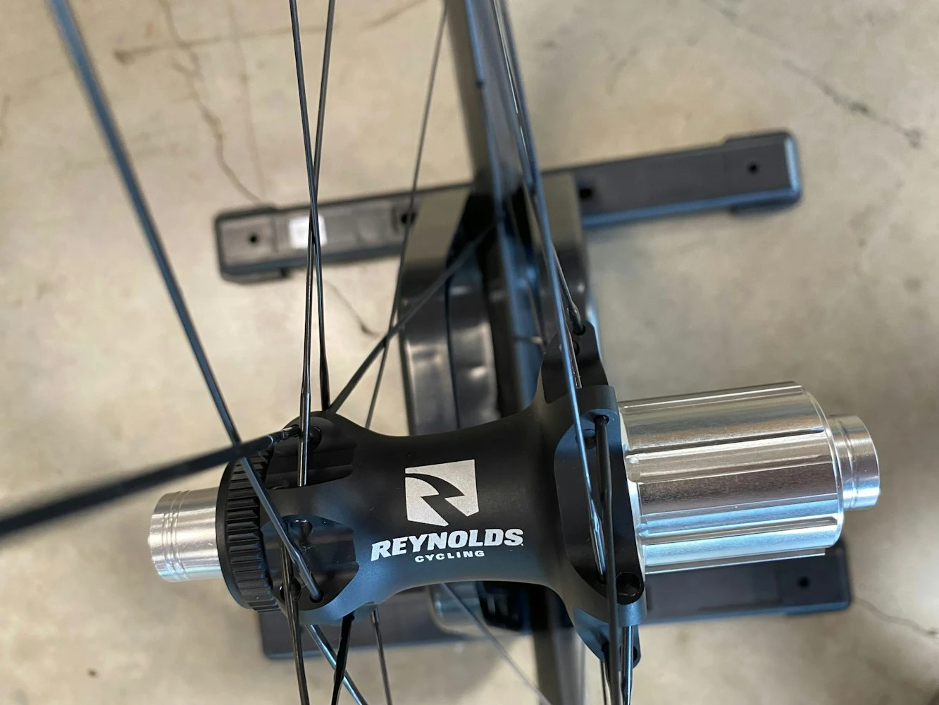 Reynolds® Reynolds Black Label Aero 65 Disc Brake Wheelset SRAM/Shimano 2022 - Image 8