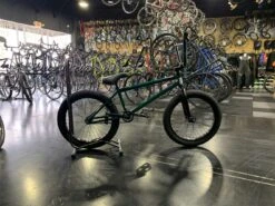 Kink Gap XL Gloss Galactic Green 2021