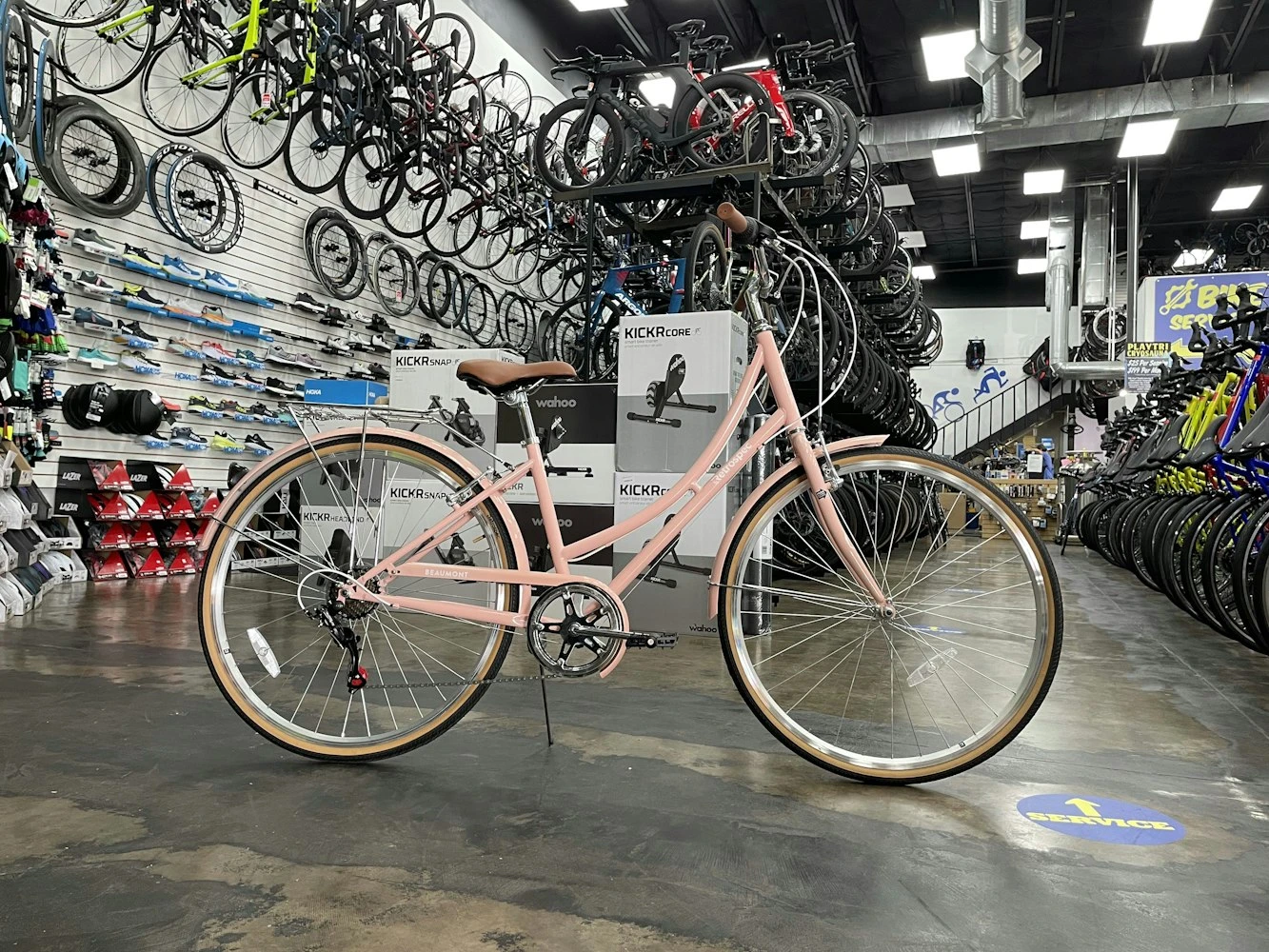 Retrospec Beaumont 7-Speed Step-Thru City Bike - Blush Pink 2022