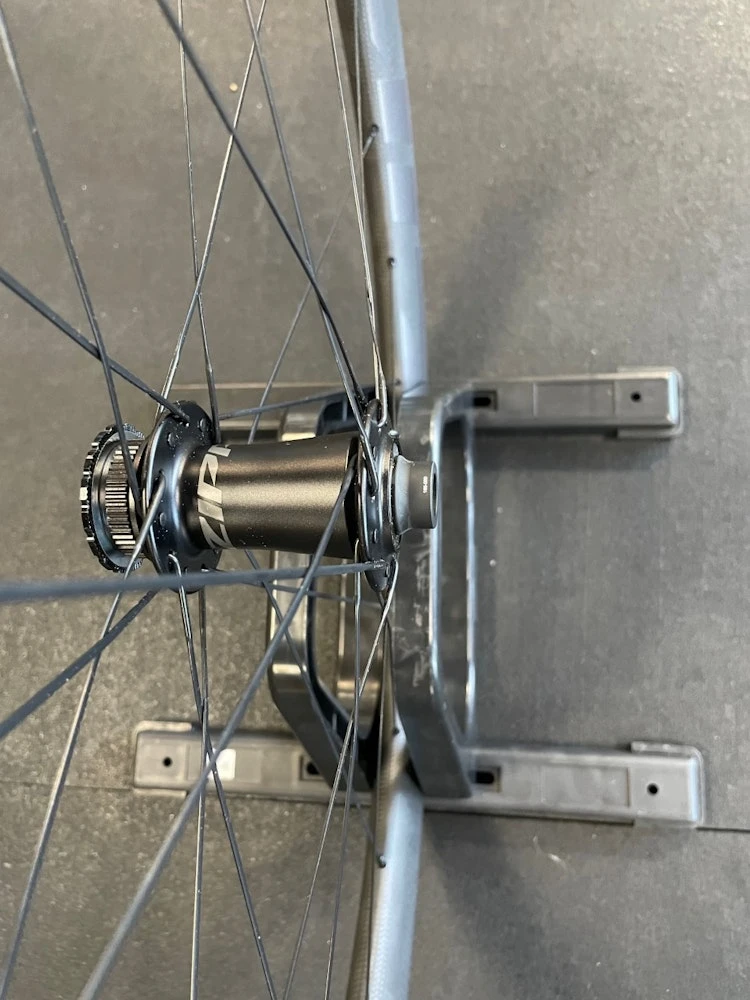 Zipp 303 Firecrest Disc Brake Tubeless Wheelset SRAM XDR 2022 - Image 3