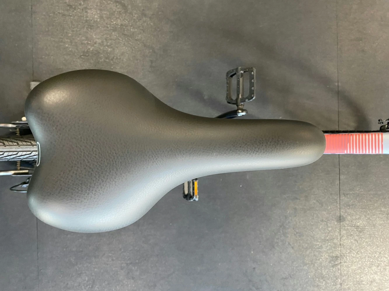 Fuji Absolute 1.9 Step Thru Satin Slate 2022 - Image 4