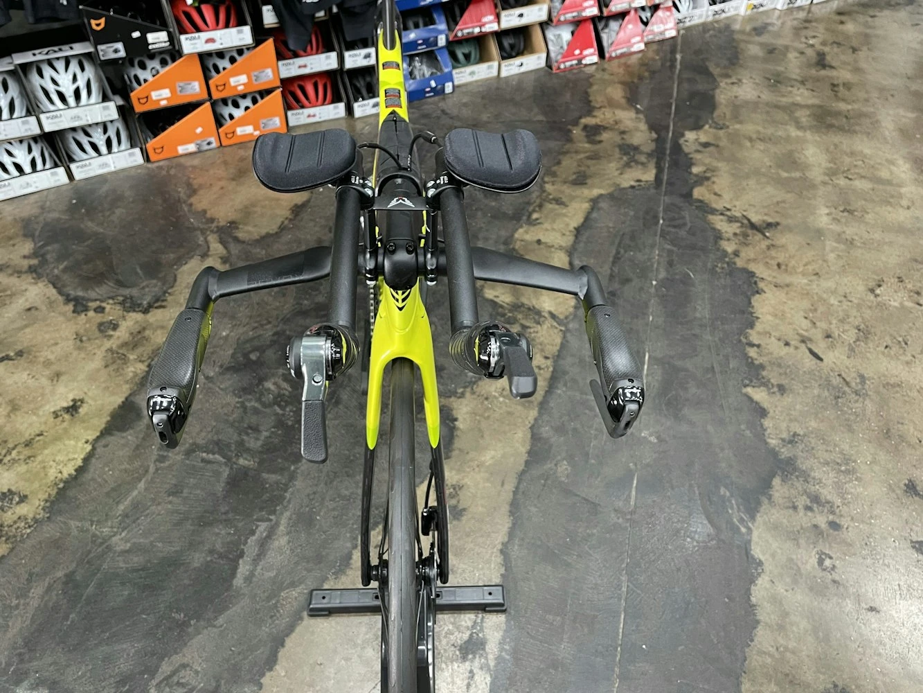 Felt IA Advanced 105 - Chartreuse Geo 2022 - Image 10