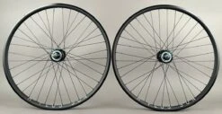 H Plus Son H + Plus Son Black Archetype W/ Suzue Track Hubs Wheelset 36h