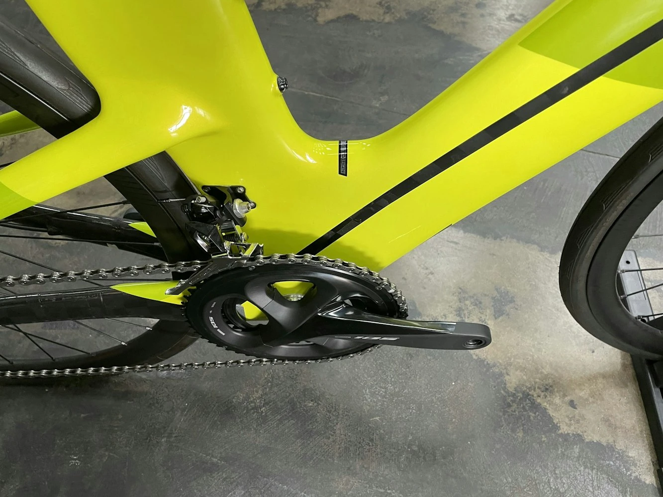 Felt IA Advanced 105 - Chartreuse Geo 2022 - Image 2