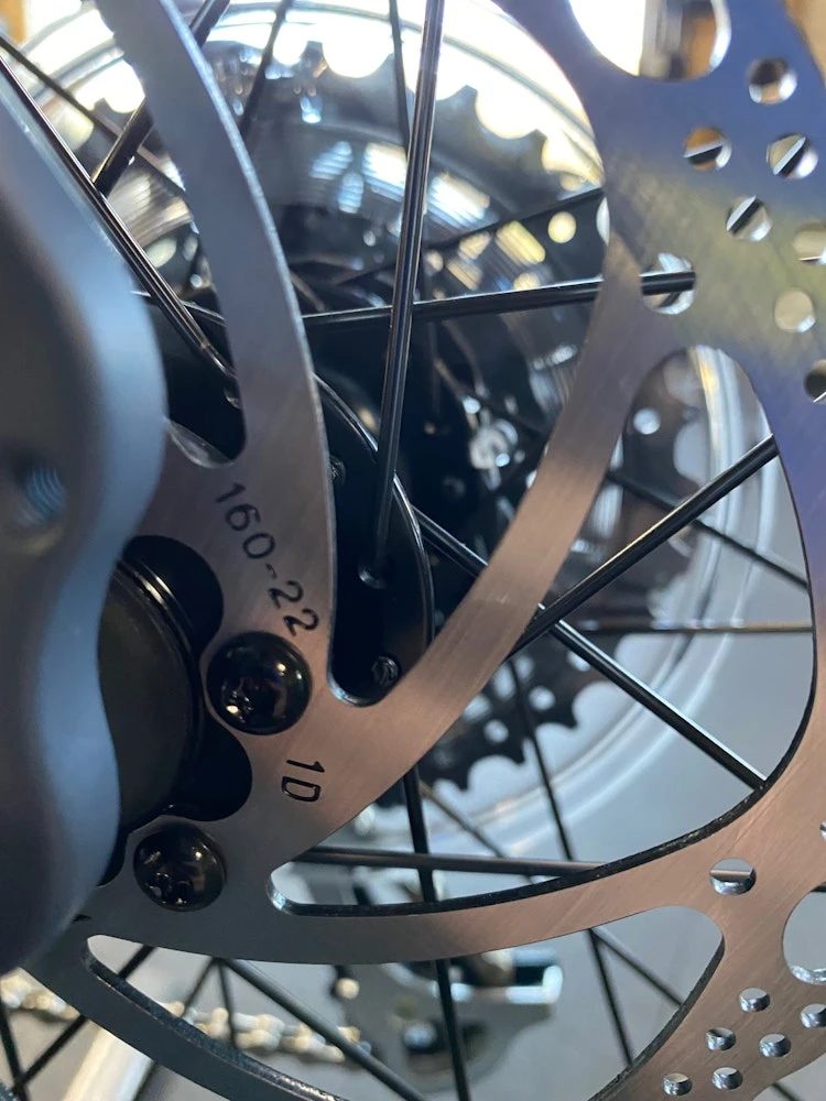 Fuji Absolute 1.9 Step Thru Satin Slate 2022 - Image 12