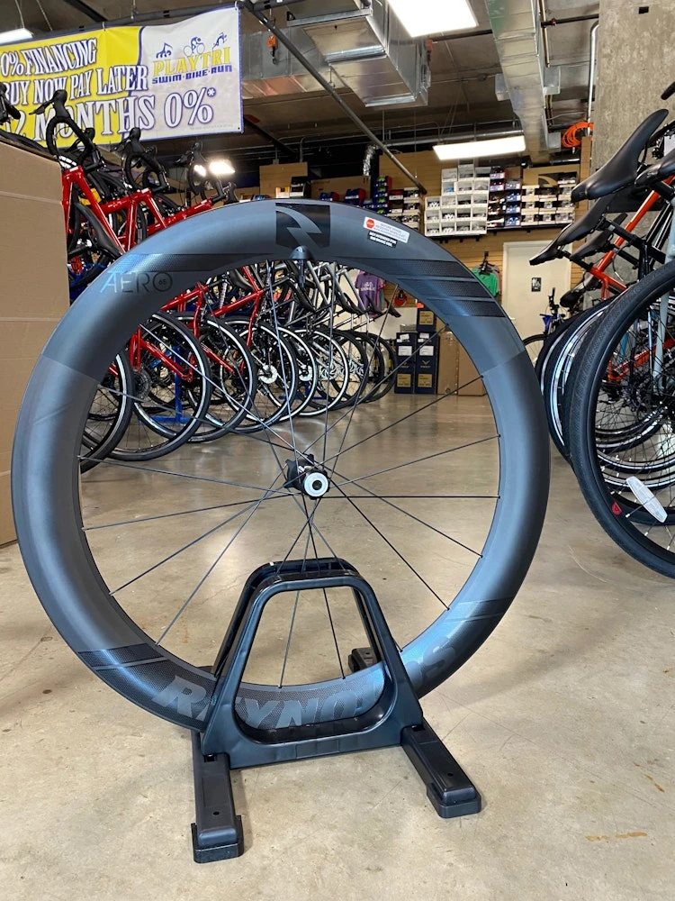 Reynolds® Reynolds Black Label Aero 65 Disc Brake Wheelset SRAM/Shimano 2022 - Image 5