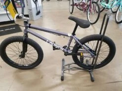 Kink Launch Matte Storm Grey 2022