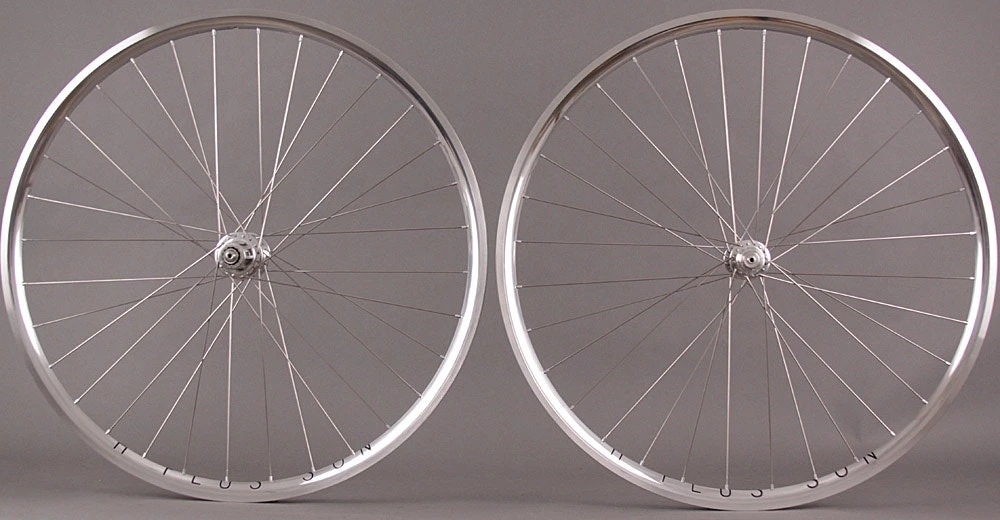 Custom Built Custom Hand Built H Plus Son Archetype Silver Rims Chris King R45 Hubs Road Bike Wheelset Sapim CX