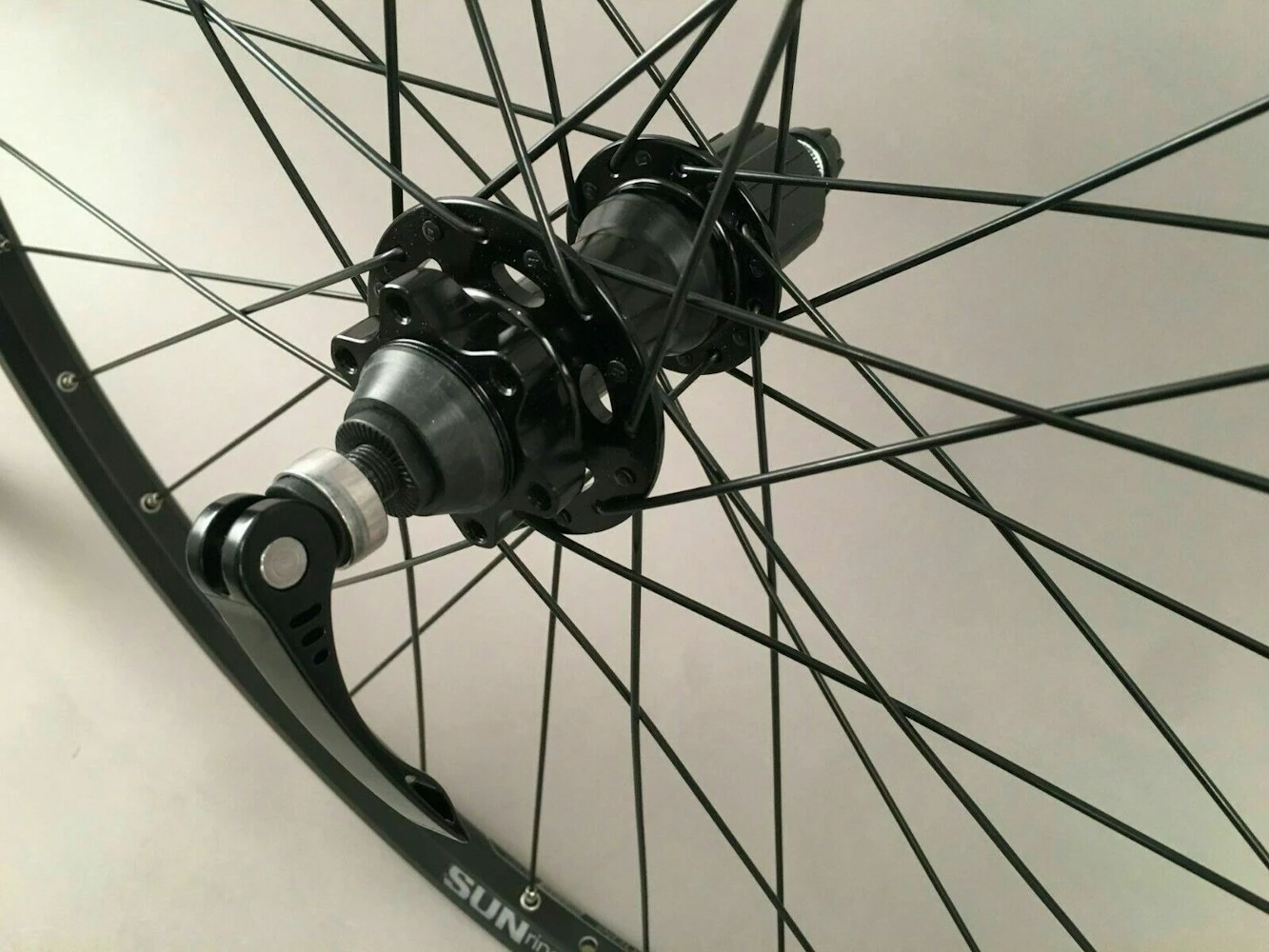 Sun Ringle SR25 Rims 26" MTB Mountain Bike Clincher Wheelset Fits Shimano HG - Image 2