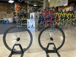 Zipp 303 S Carbon Tubeless Disc Brake Wheelset SRAM XDR 2022