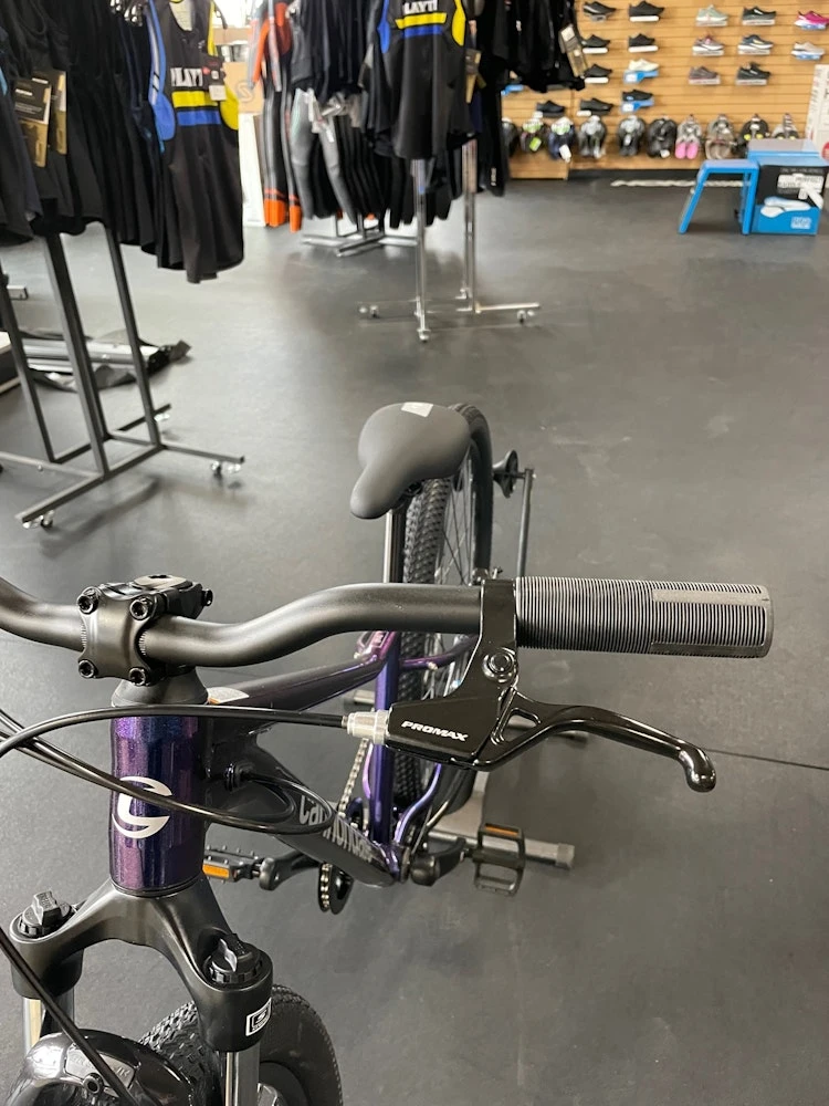 Cannondale Trail 26 Mountain Bike Purple Haze 2022 - Image 12