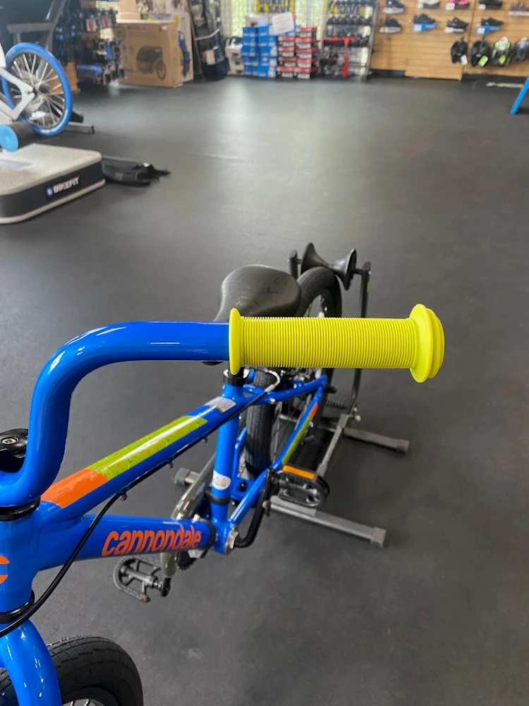 Cannondale Kids Trail Single-Speed 20 Electric Blue 2022 - Image 4