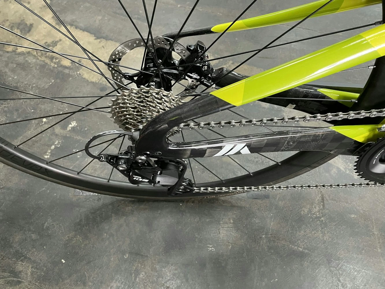 Felt IA Advanced 105 - Chartreuse Geo 2022 - Image 4