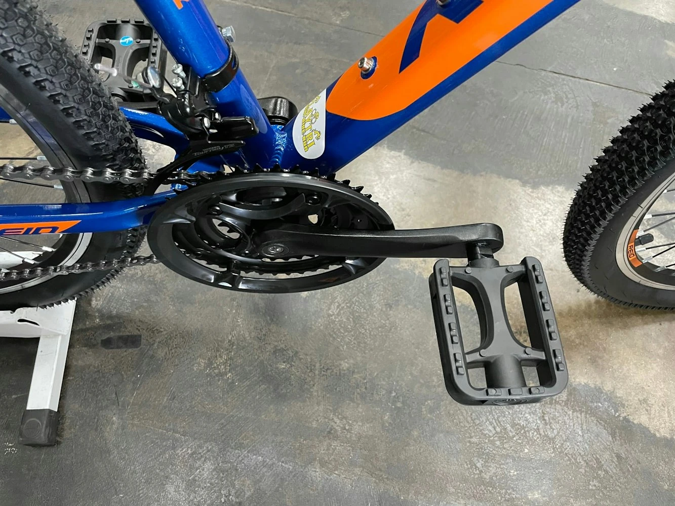 Reid Scout 24 Kids Mountain Bike - Blue/Orange 2021 - Image 5