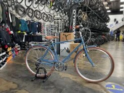 Retrospec Beaumont 7-Speed City Bike - Navy Blue 2022