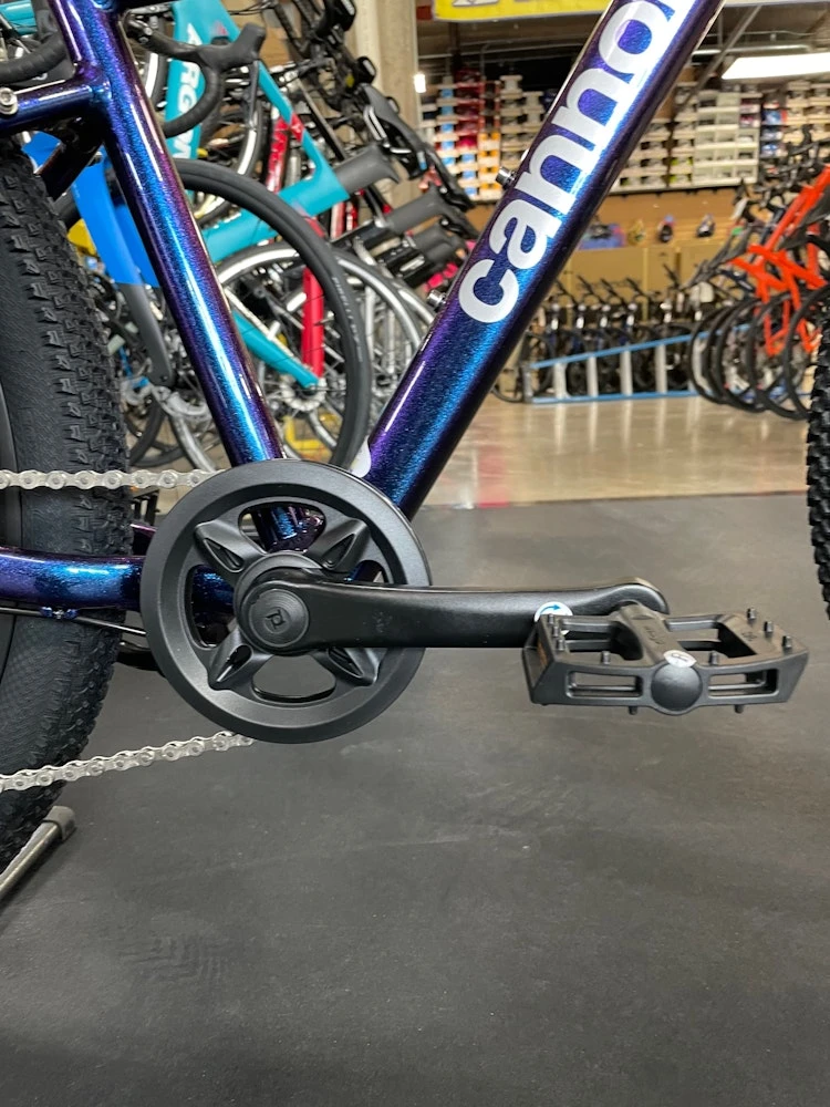 Cannondale Trail 26 Mountain Bike Purple Haze 2022 - Image 2