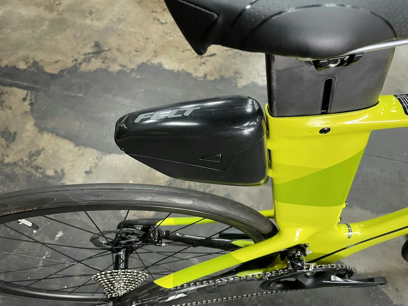 Felt IA Advanced 105 - Chartreuse Geo 2022 - Image 6