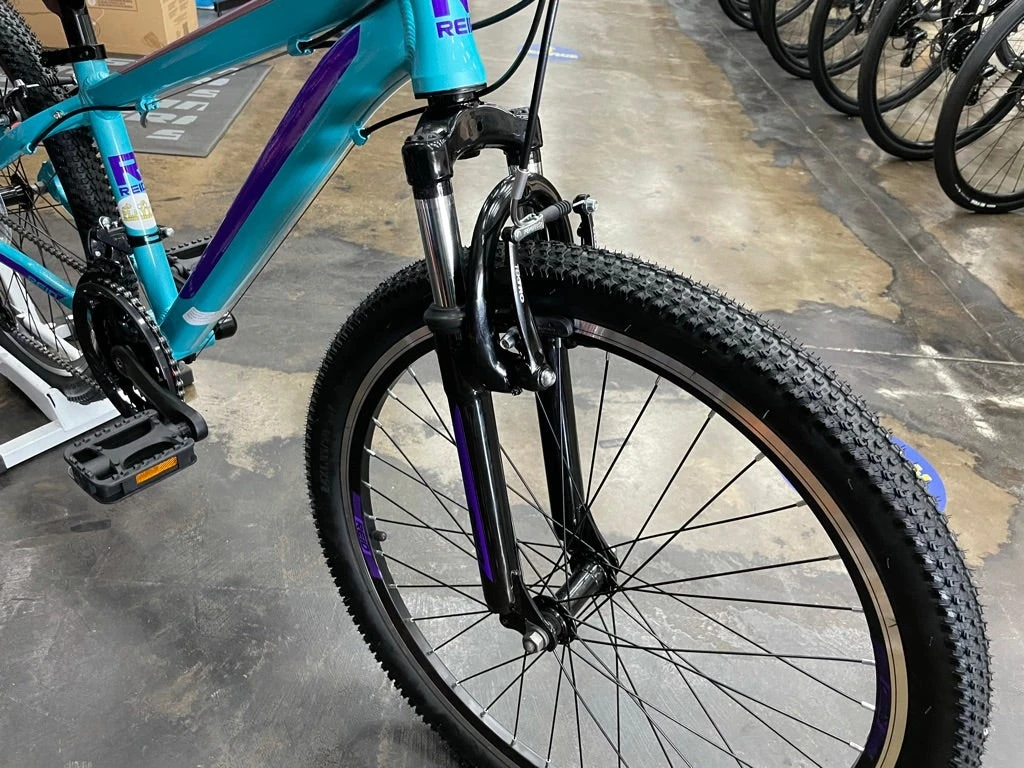 Reid Scout 24 Kids Mountain Bike - Light Aqua 2021 - Image 10